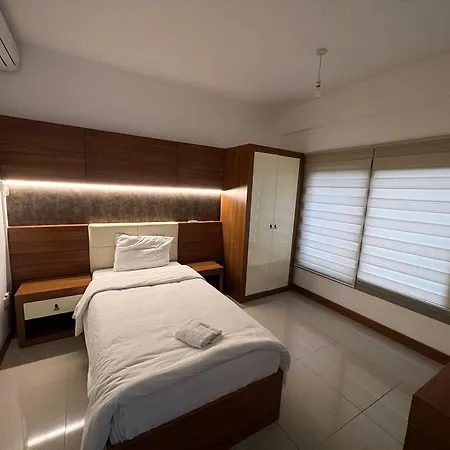 Nagas & Restaurant At Historical Part Of מלון ניקוסיה