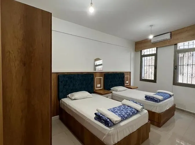 Nagas & Restaurant At Historical Part Of Hotel Nicosia