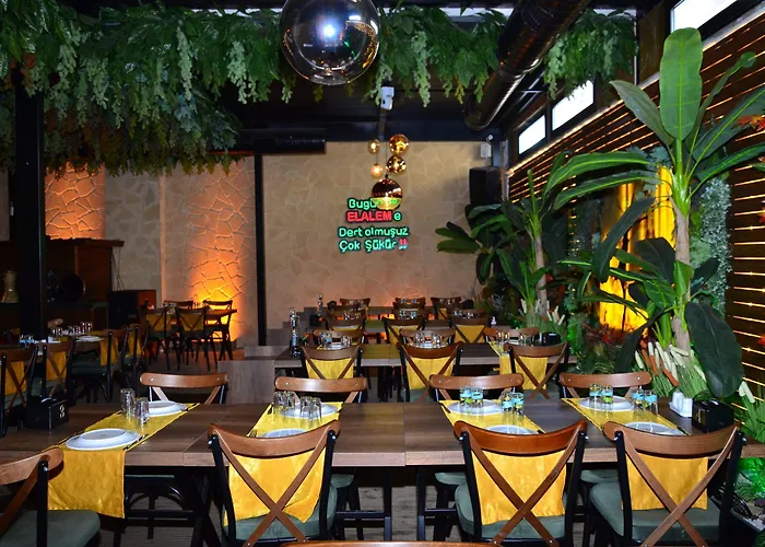 Nagas & Restaurant At Historical Part Of Hotel *