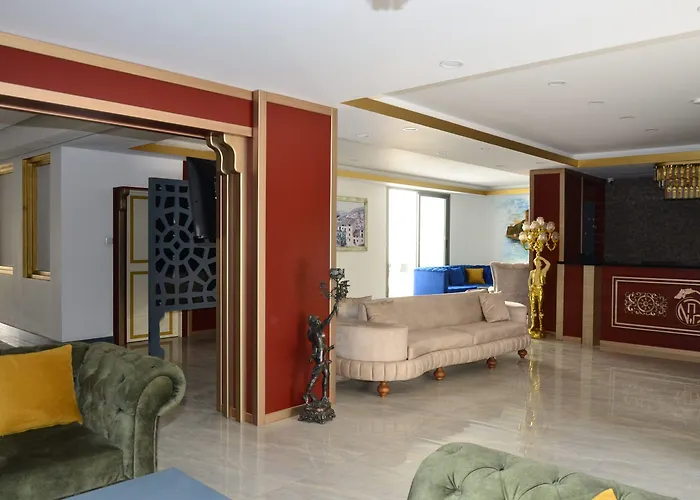 Nagas & Restaurant At Historical Part Of Hotel Nicosia