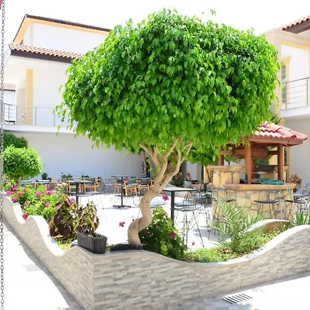 Nagas & Restaurant At Historical Part Of Otel *
