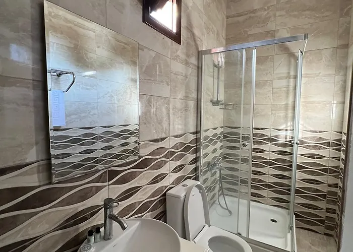 Nagas & Restaurant At Historical Part Of 尼科西亚